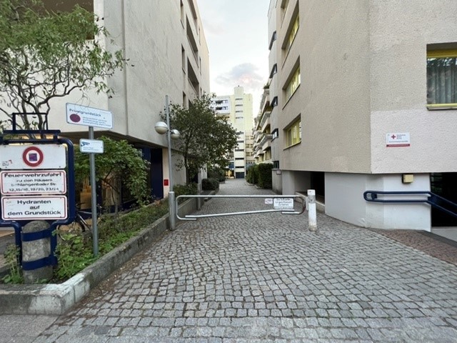 Schlangenbader Str. Einfahrt